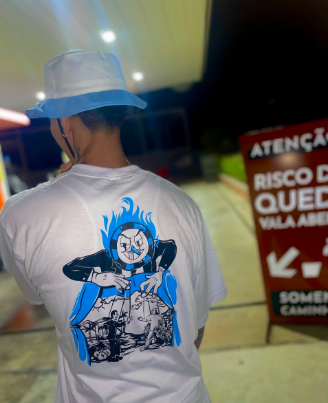 WHITE MANIPULATION T-SHIRT